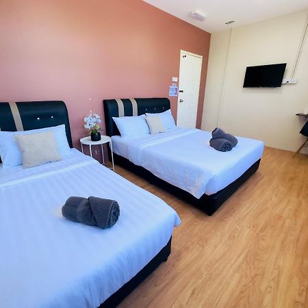 Familia Motel Kangar Extérieur photo
