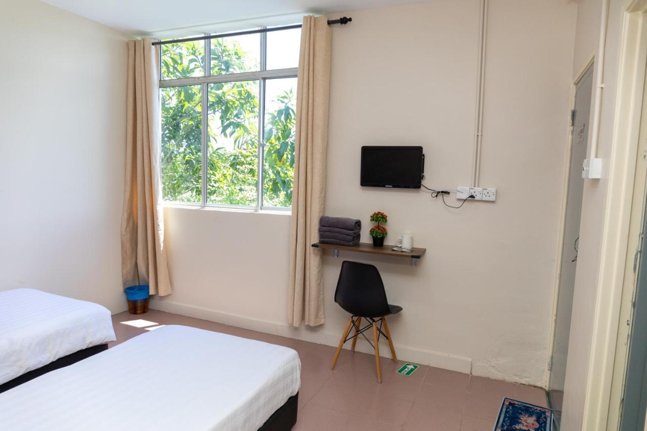Familia Motel Kangar Extérieur photo