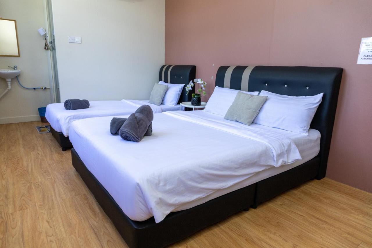 Familia Motel Kangar Extérieur photo